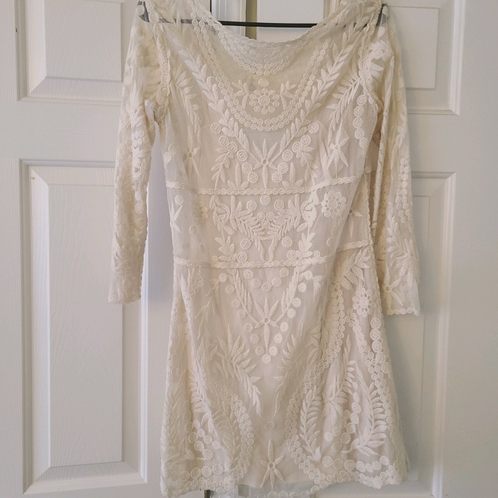 Long sleeve lace white dress
